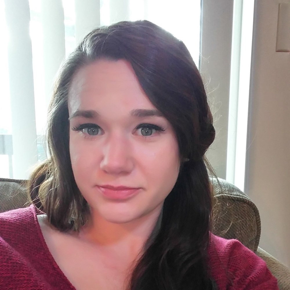 Meet your Posher, Amy